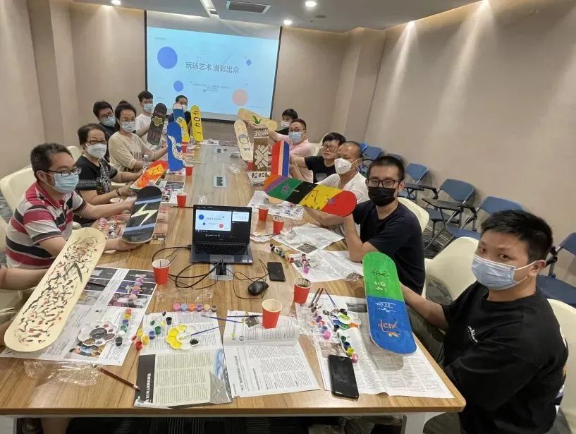 党群架起连心桥实事办在心坎上,架起服务群众连心桥