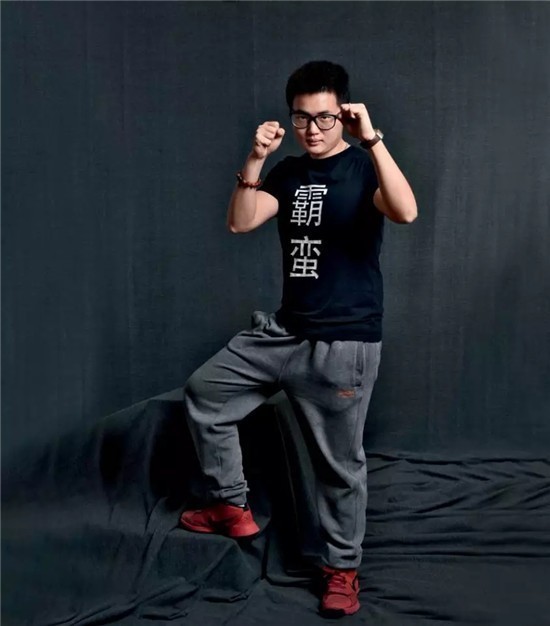 董明珠批评北大卖米粉视频,北大硕士卖米粉董明珠评价