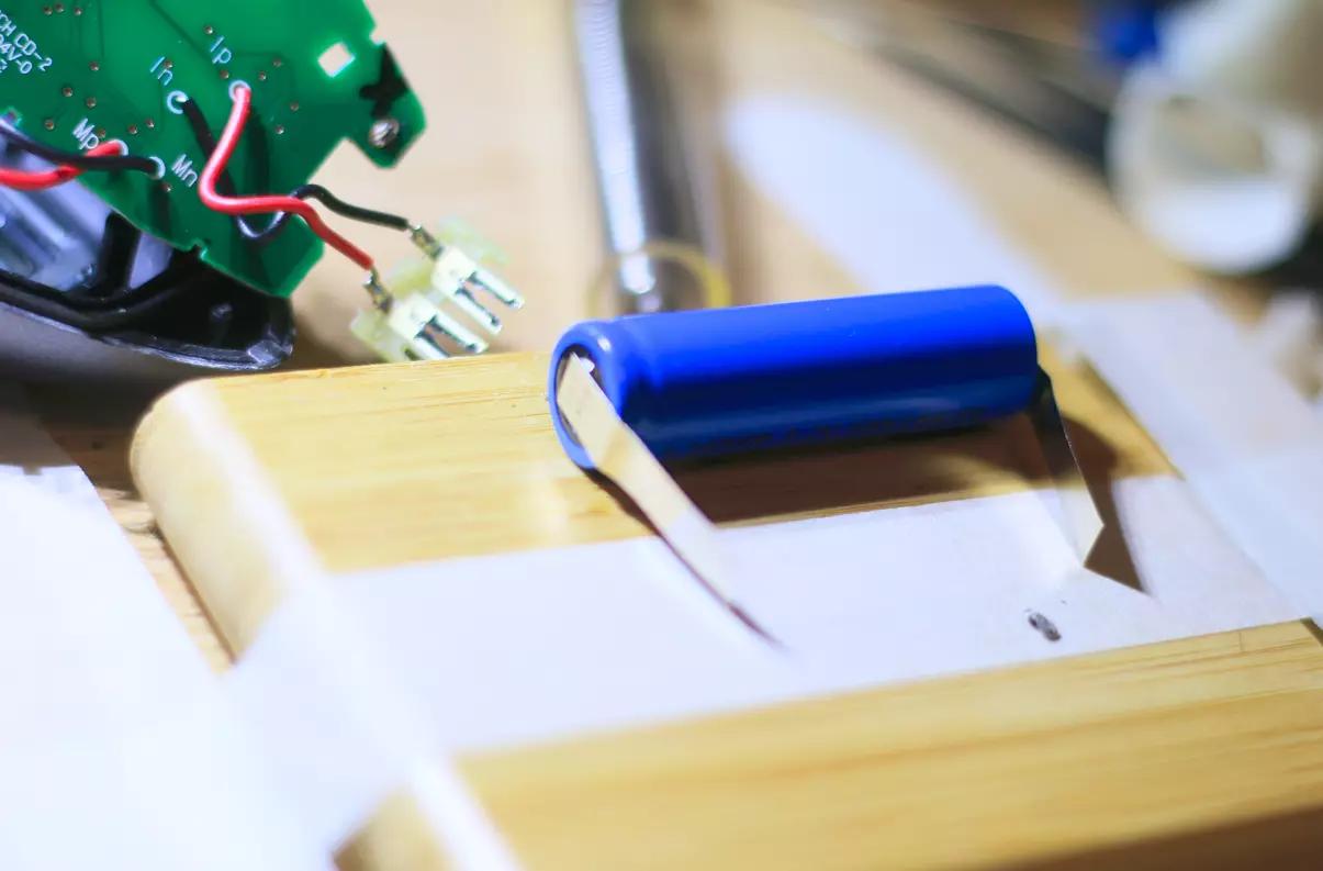 飞利浦剃须刀hq6070充电要充多久,飞利浦hq6070剃须刀怎样拆装视频