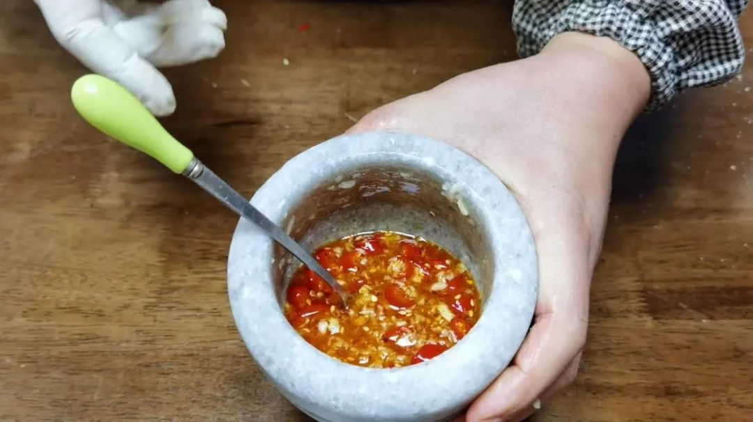 藏在草丛里的“护肝冠军”，全身都是宝，比韭菜鲜美，比豆腐营养