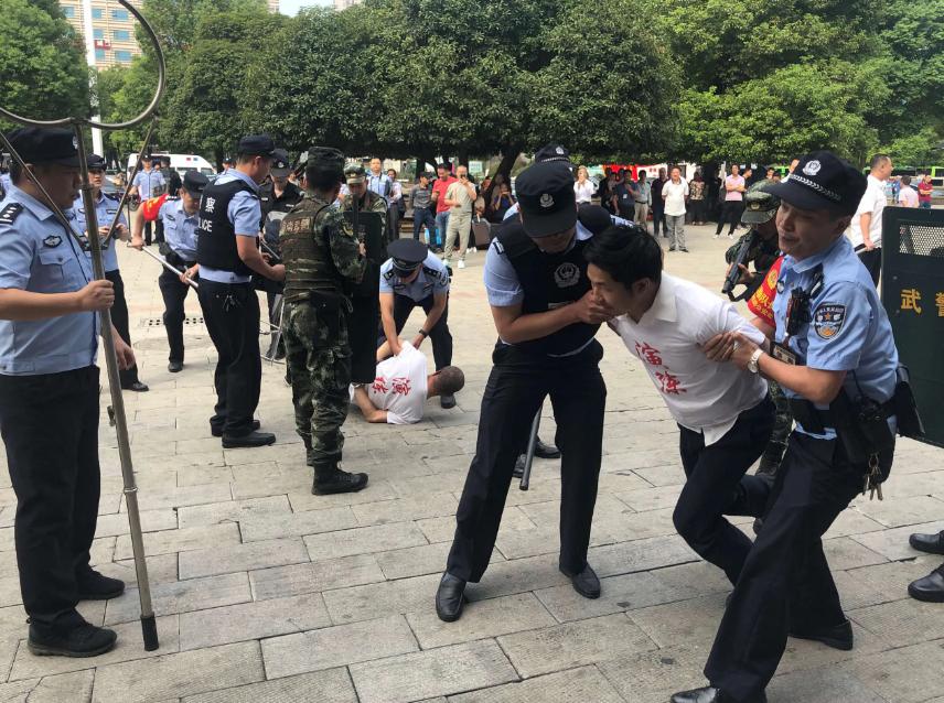 公众号转载别人资料触犯法律吗,微信公众号发布案子内容犯法吗