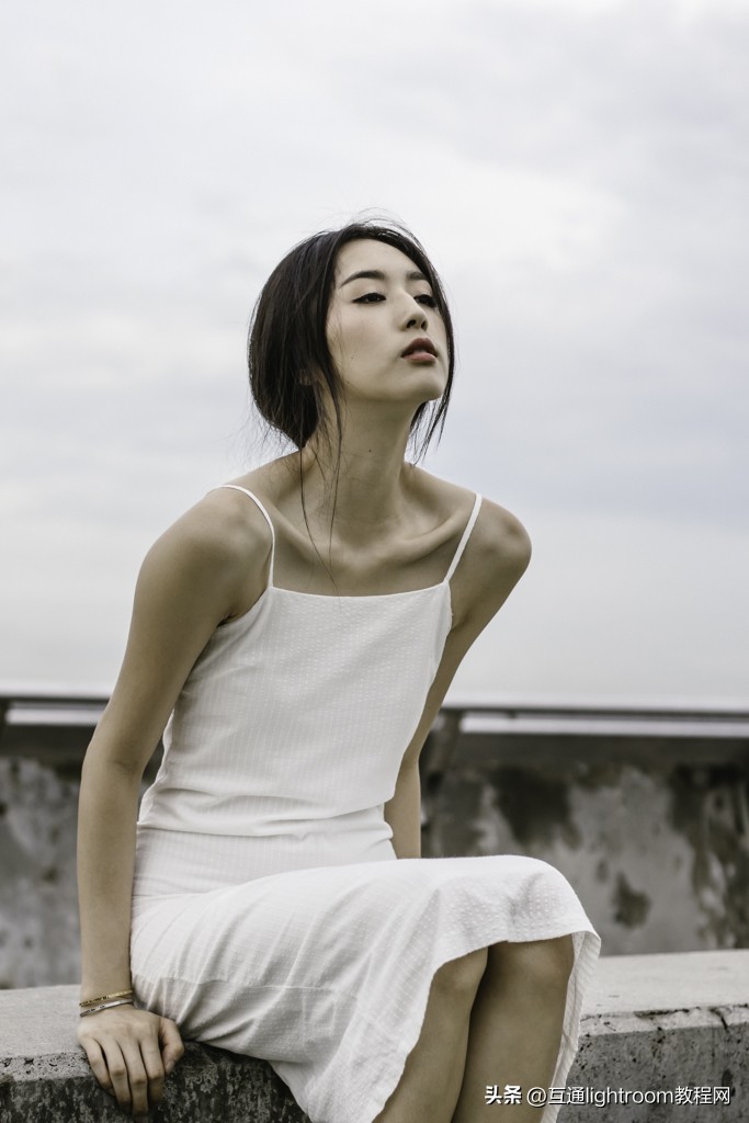 在店铺如何拍服装照片好看,室内如何拍出好看的服装照片