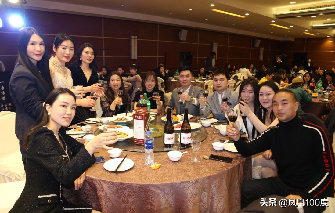 鏄熼鍖荤枟缇庡娲楃湁,鏄熼鍖荤枟鏁村舰缇庡鍖婚櫌妗堜緥