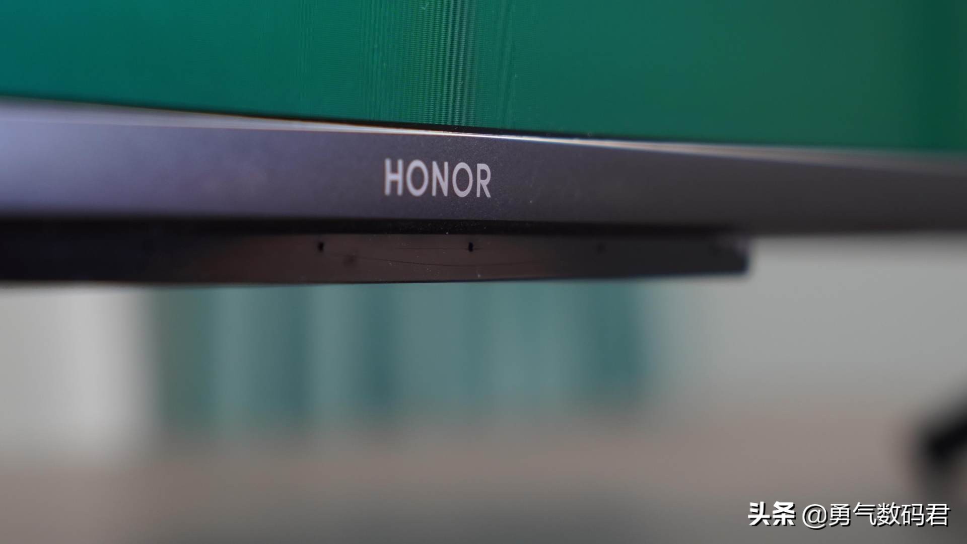 荣耀智慧屏x12g版与4g版谁值得买,荣耀智慧屏x175寸和se75寸