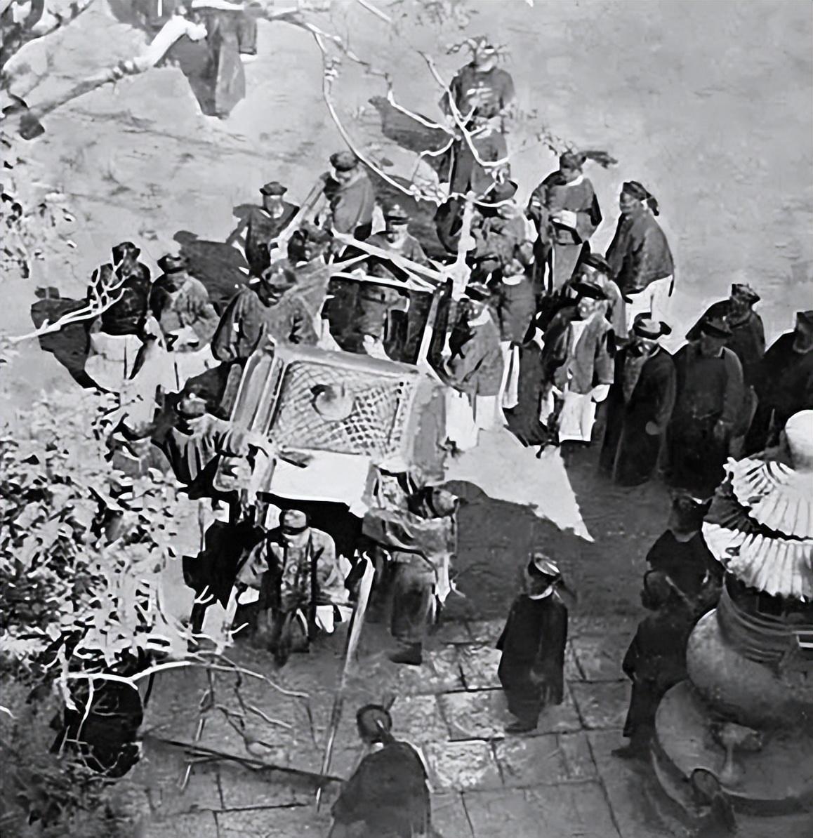 日军找“花姑娘”有多少*行暴**?老人回忆:日本兵没有一点人性2