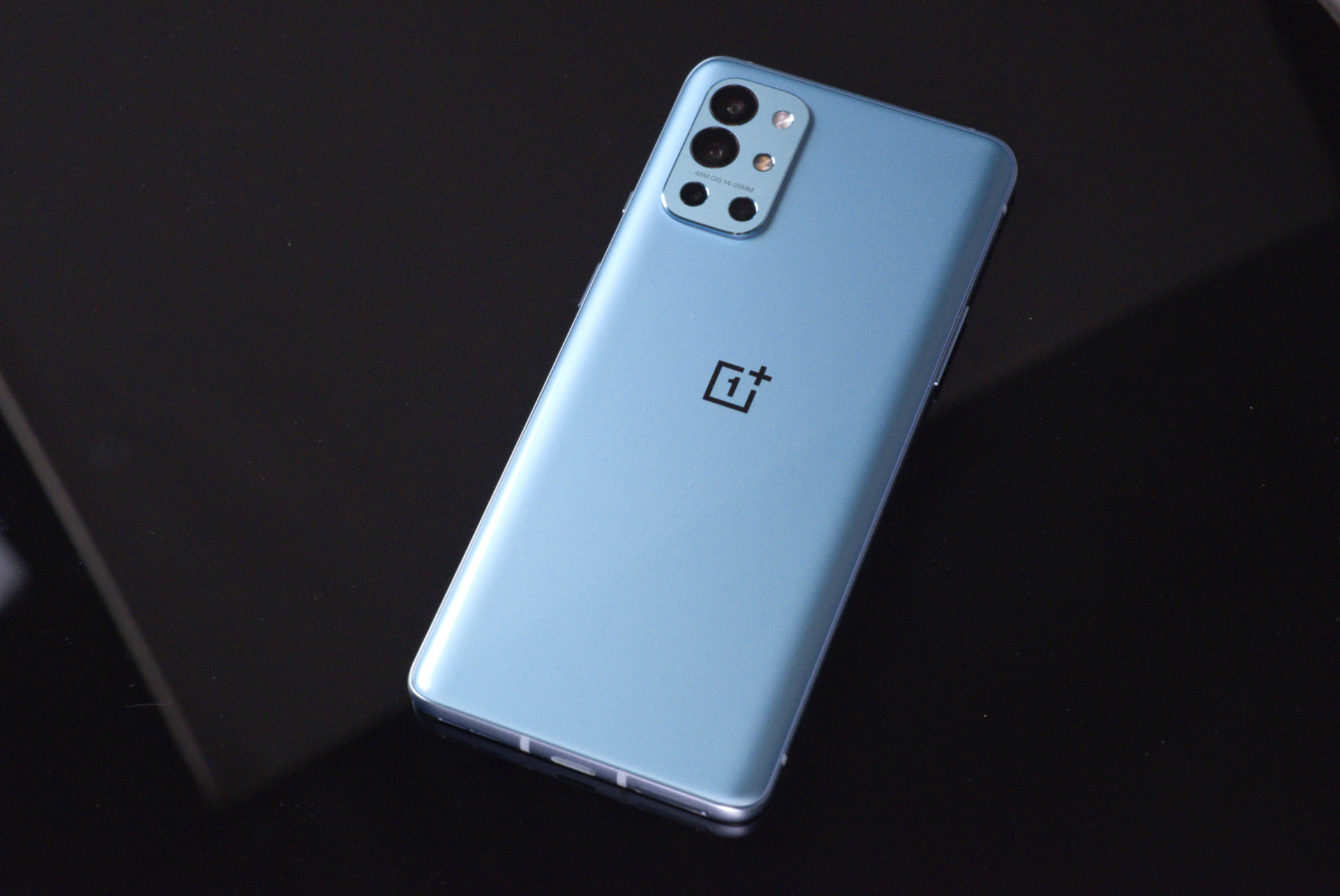 2022年换手机优先选这4款，耗电慢性能强价格还不高，能连续用4年