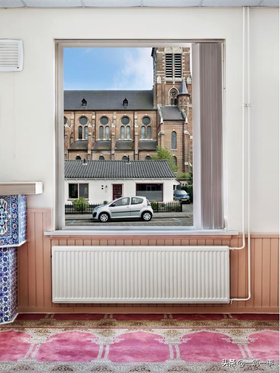 以十一位艺术家的镜头为眼重新“想像荷兰”