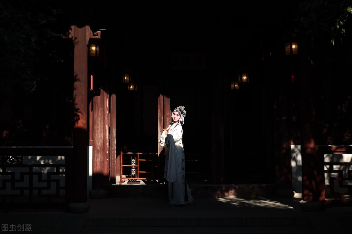 小戎诗经写的是哪里,诗经小戎全文及注解