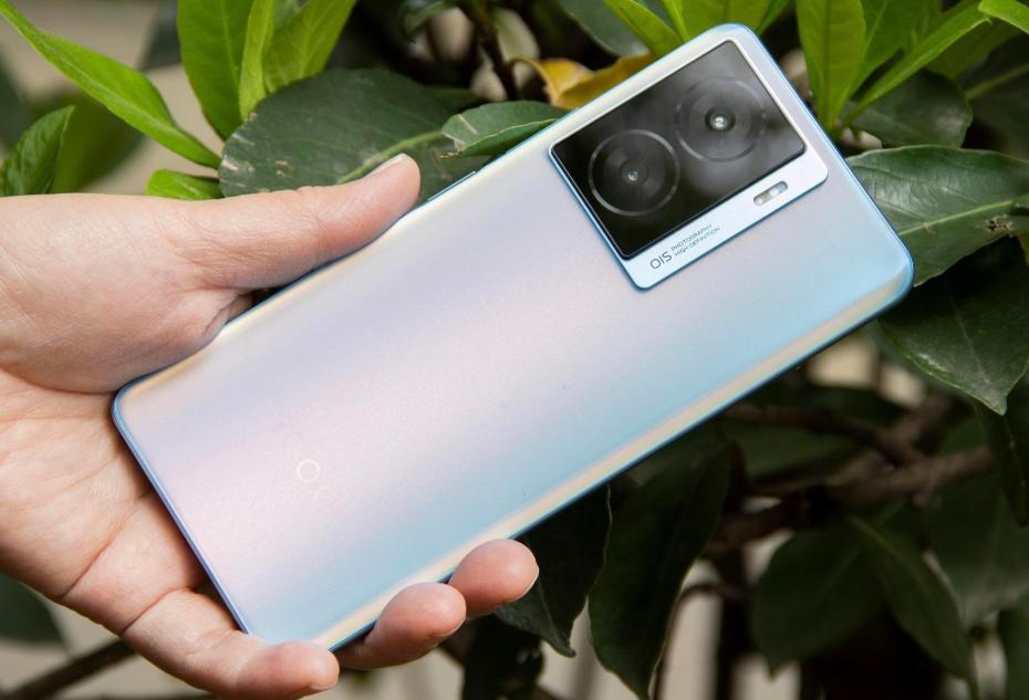 华为huaweinova8pro5g手机,目前一千多元手机哪款最好用