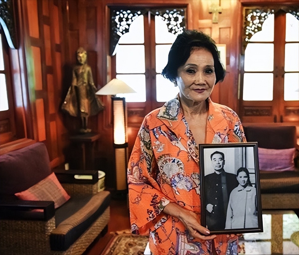 中泰建交历史,中泰建交时泰国送给我们什么国宝