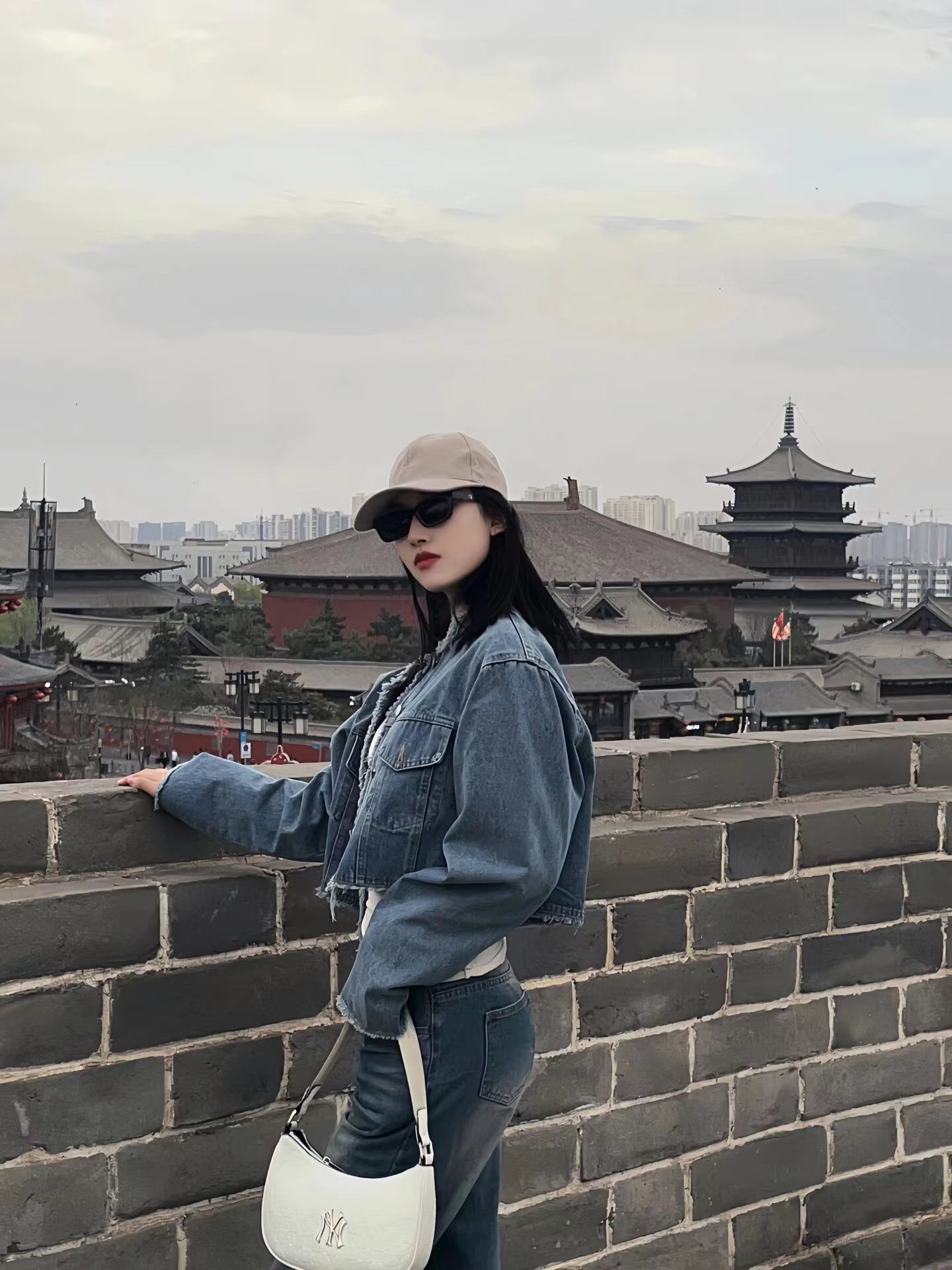 山西旅游团购双飞,山西旅游6天5晚两人出行一人免单