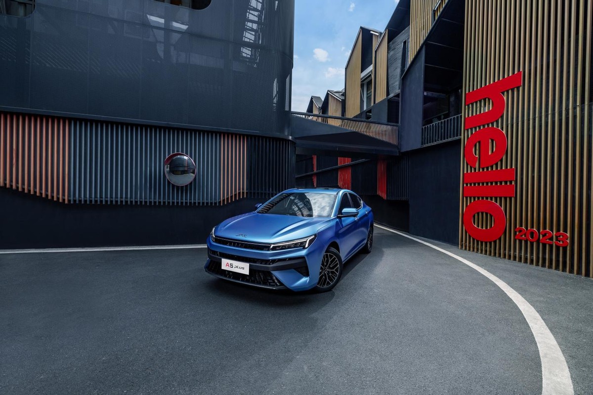 错位竞争选手江淮a5plus实拍解析,性价比最高的轿车是江淮a5plus吗