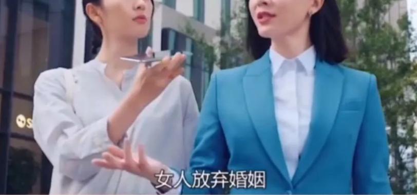 杨丽萍年轻时照片被曝出,61岁杨丽萍真实照片