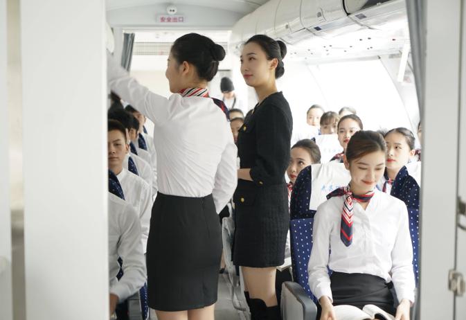 大专学历比较香的专业,选什么专业容易学就业好工资高