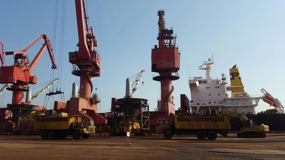 阿联酋中国航空工业,阿联酋工业