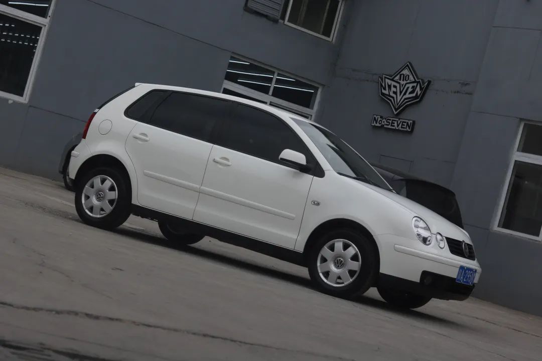 老款大众polo拆解内饰全过程,旧polo翻新视频