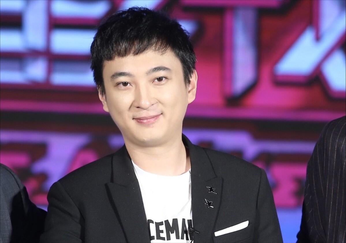 王健林被采访负债视频,王健林之子王思聪现在的情况如何