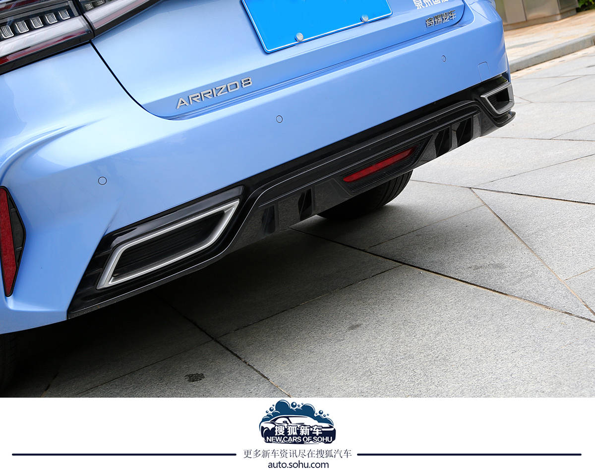 奇瑞艾瑞泽8对比长安uni-v,奇瑞艾瑞泽82.0t试驾