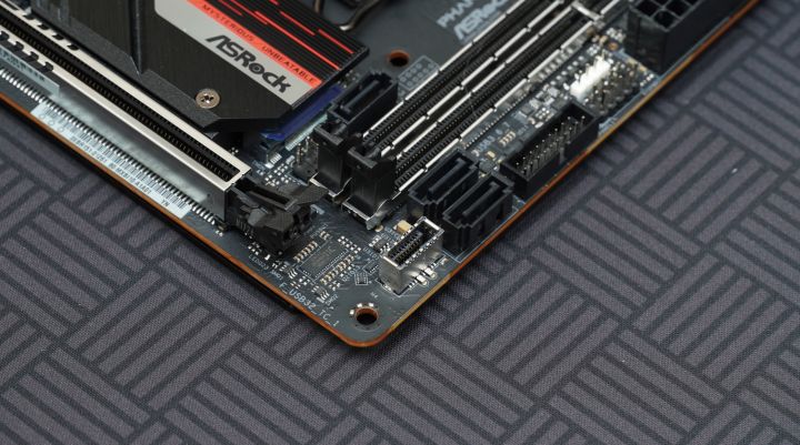 rogz11主机,rogz11可以配什么主板