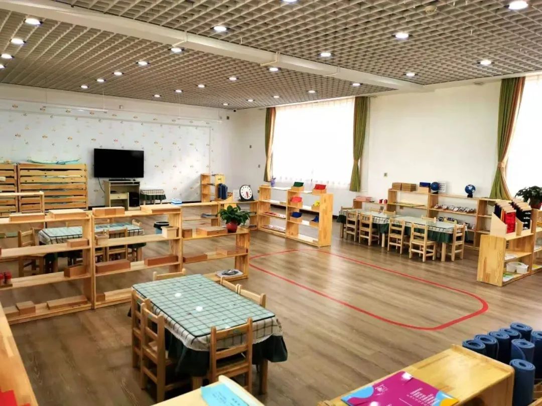 学幼师有什么好前途,男幼师就业前景