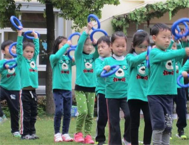 蔡美儿是怎样的母亲,蔡美儿菲律宾华人