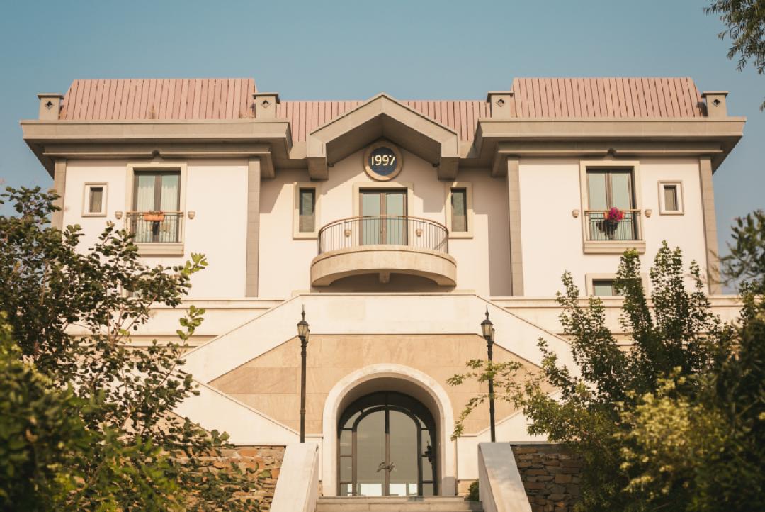 怡园特酿干红葡萄酒价格表,怡园干红深蓝多少钱