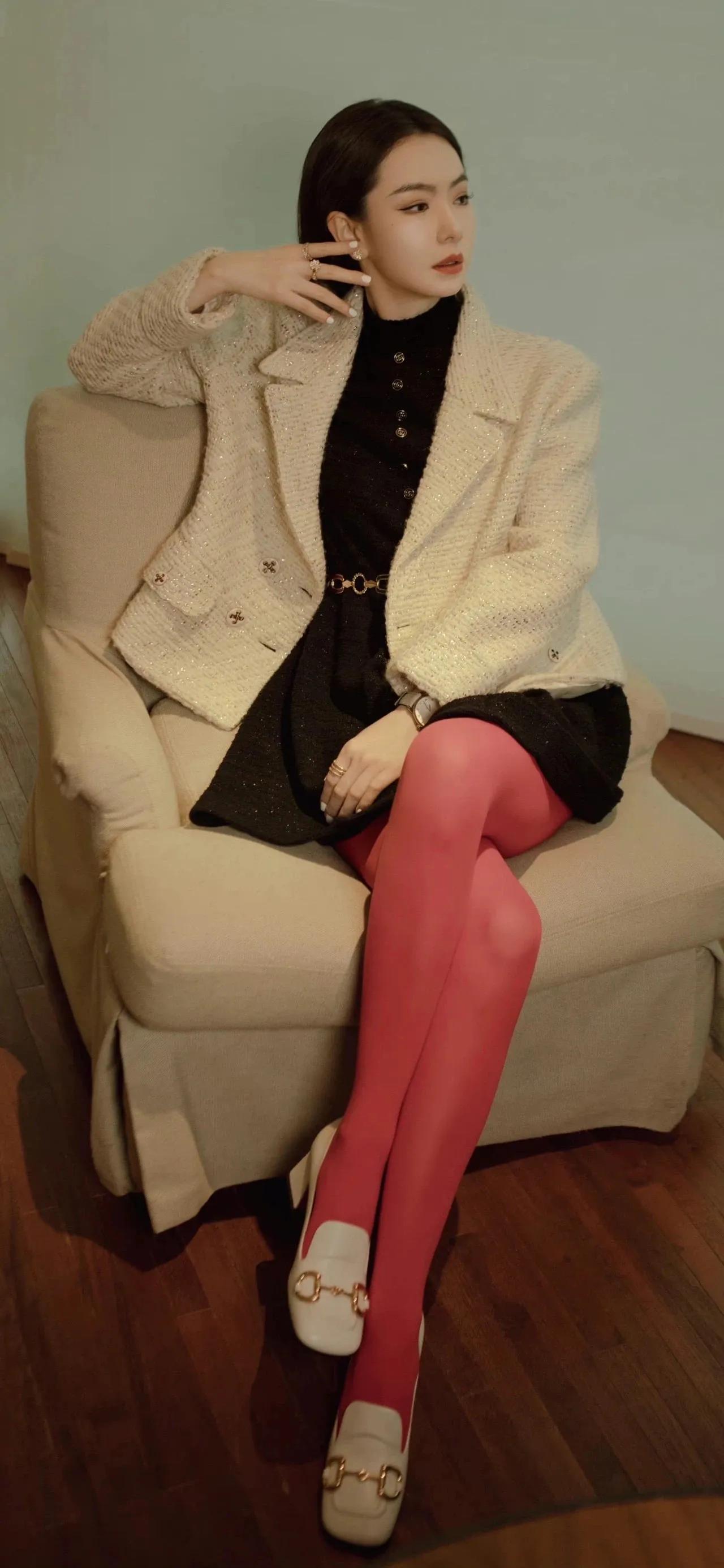 戚薇后背纹身壁纸,戚薇的壁纸图片大全