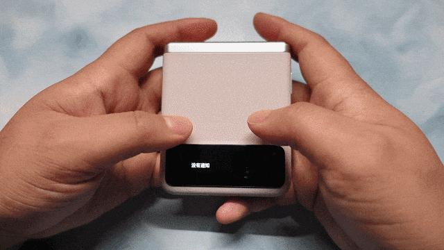 motorazr40双卡双待5g折叠屏,motorazr40手机功能体验