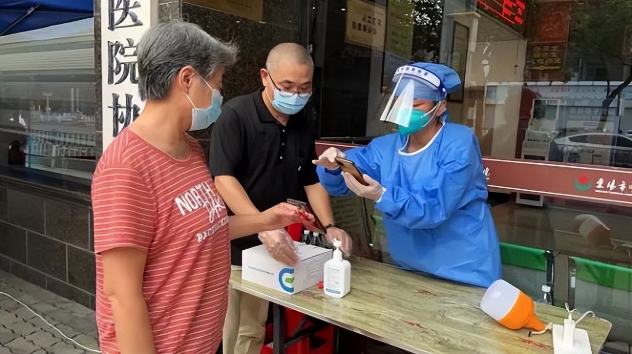 爱心力量抗击疫情,爱心助力抗击疫情一线