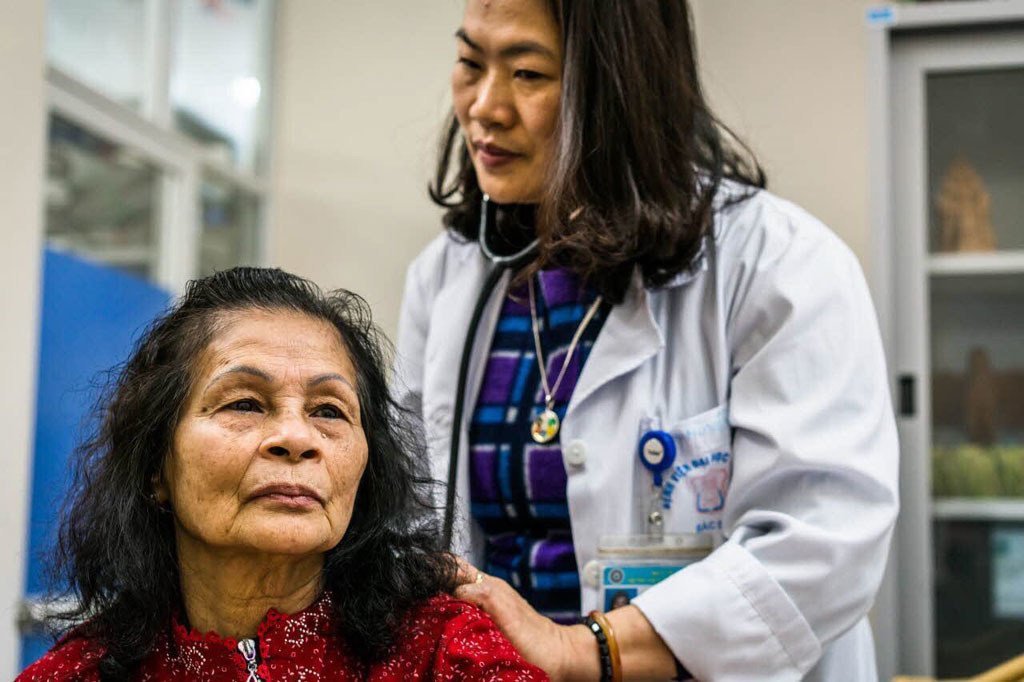 通过全民运动促进全民健康,通过运动促进全民健康