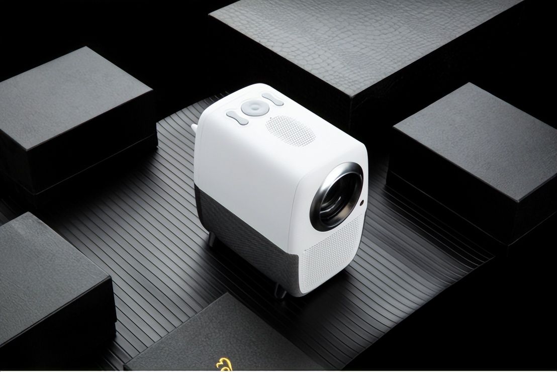 如何挑选一款好投影仪品牌,国产投影仪灯泡哪个品牌比较好