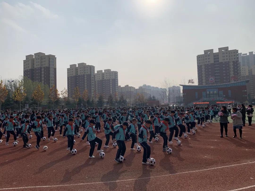 临沂小学开展家风传承主题活动,临沂市古城小学