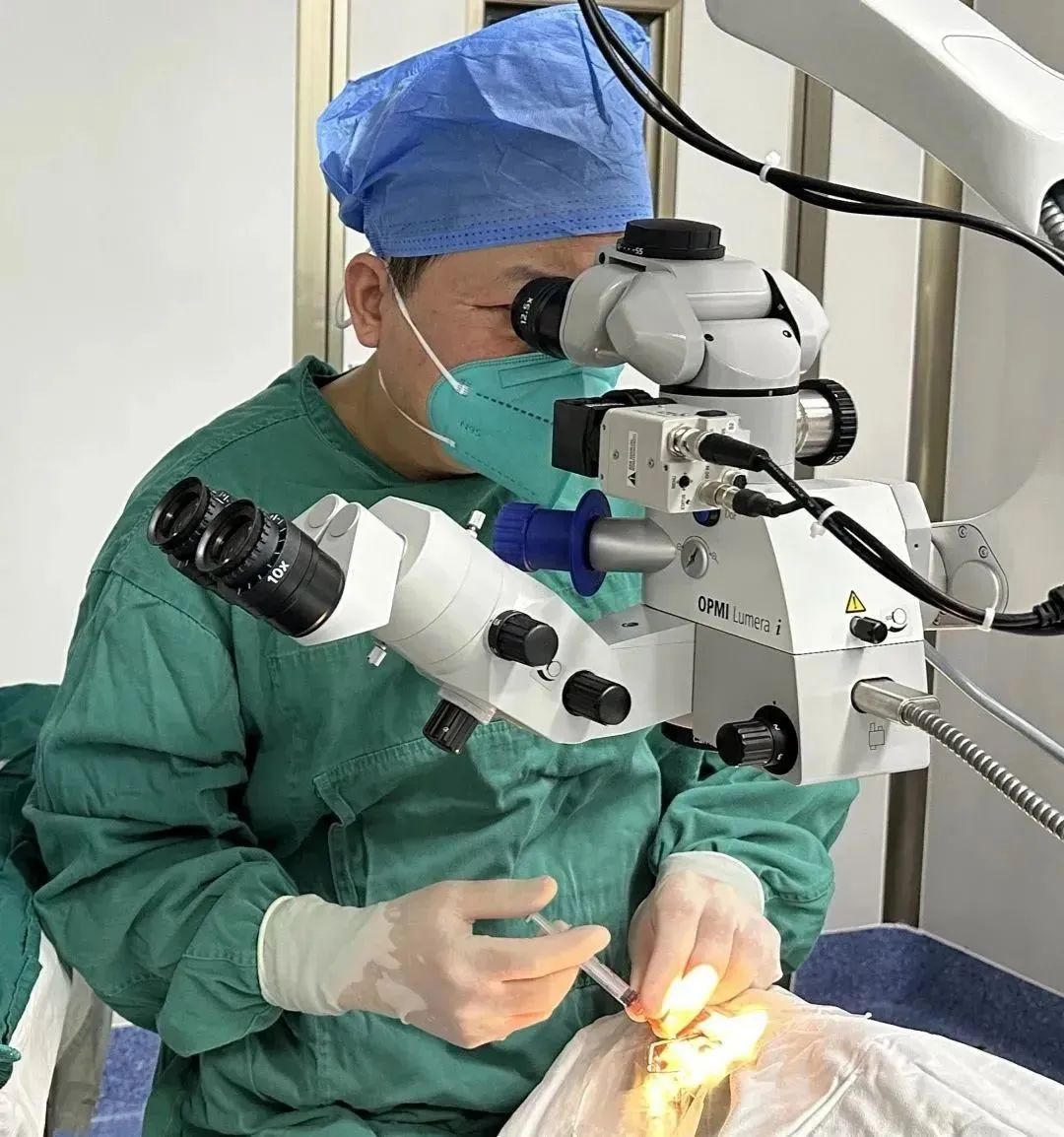 阳后视力下降补救方法,阳后视力模糊的原因