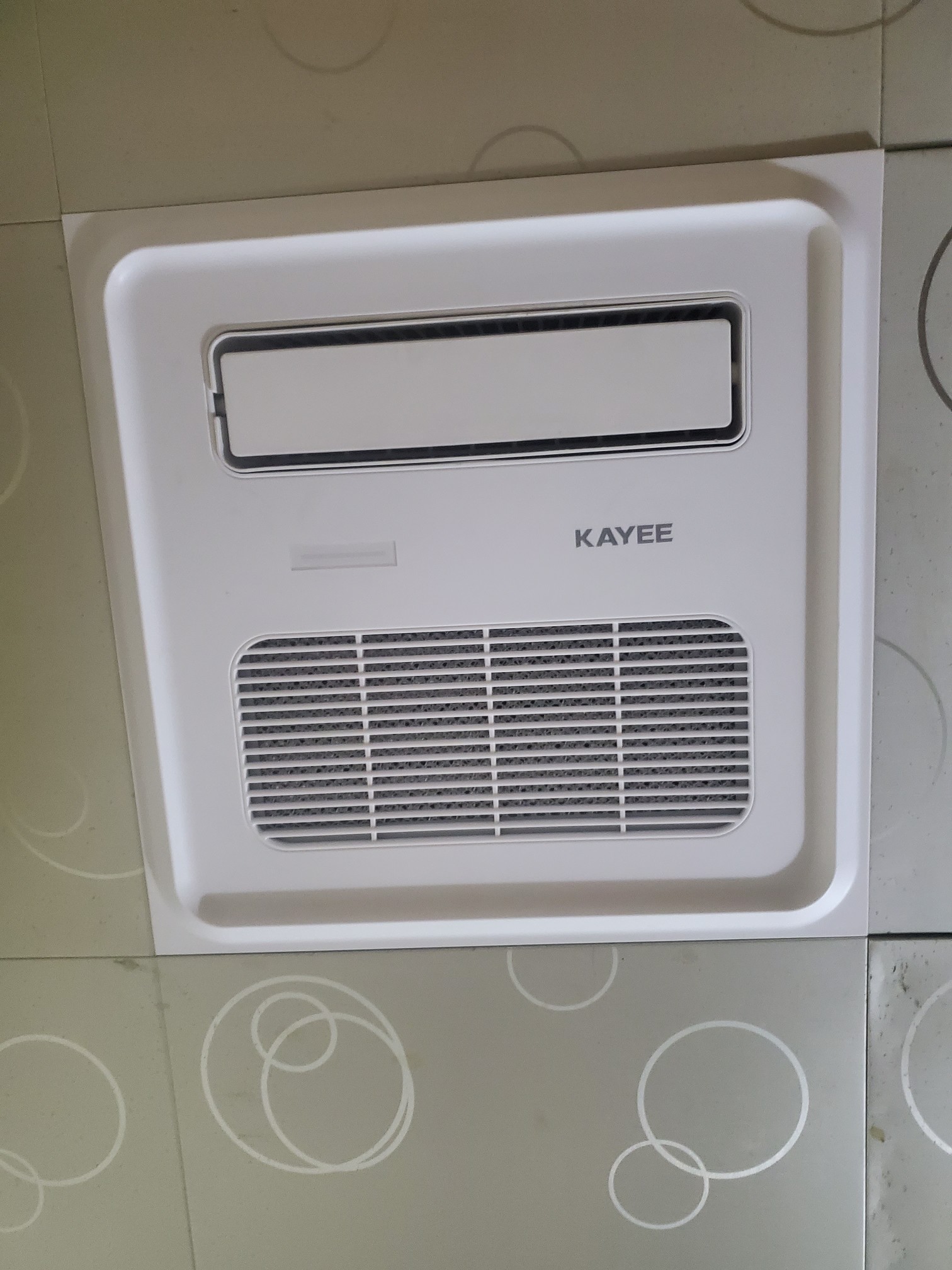 大家厨房都装空调了吗,夏天做饭很热装空调