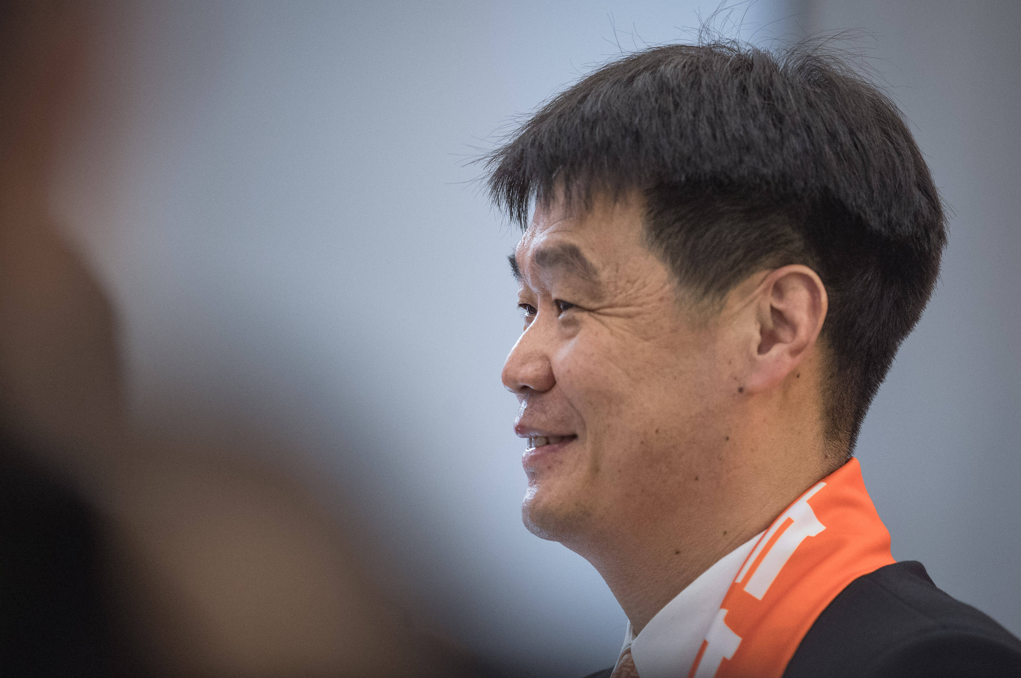 青岛足球教练李霄鹏,李霄鹏鲁能换帅视频