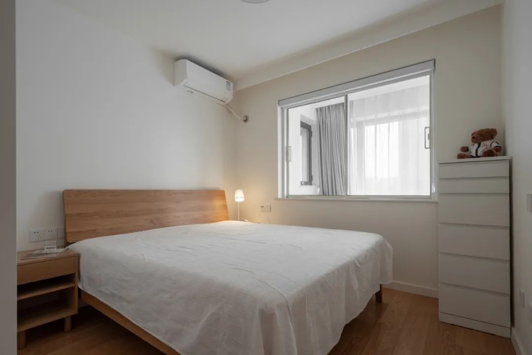 北京夫妻的120㎡新家火了，全屋刷大白墙，却有藏不住的高级感