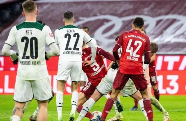 搞笑擂台赛花里胡哨,搞笑大乱斗擂台