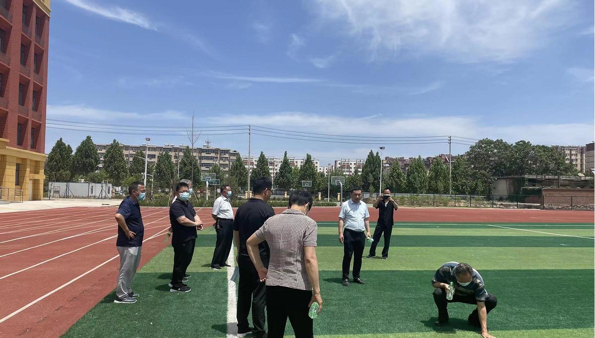 鹤壁市毛坦厂高级中学一年多少钱,鹤壁毛坦学校