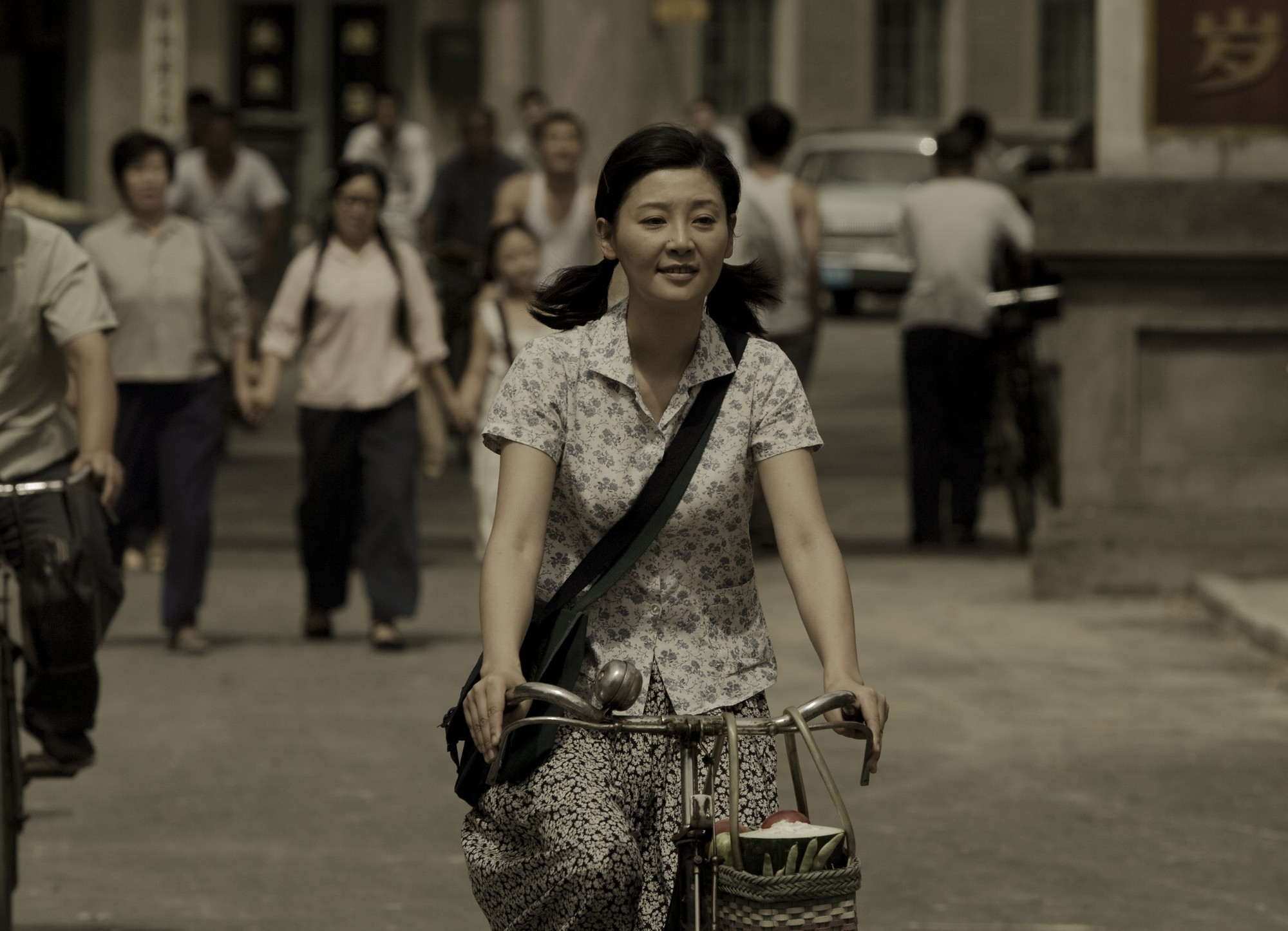 唐山大地震灾难电影主题探析,中国灾难片电影唐山大地震