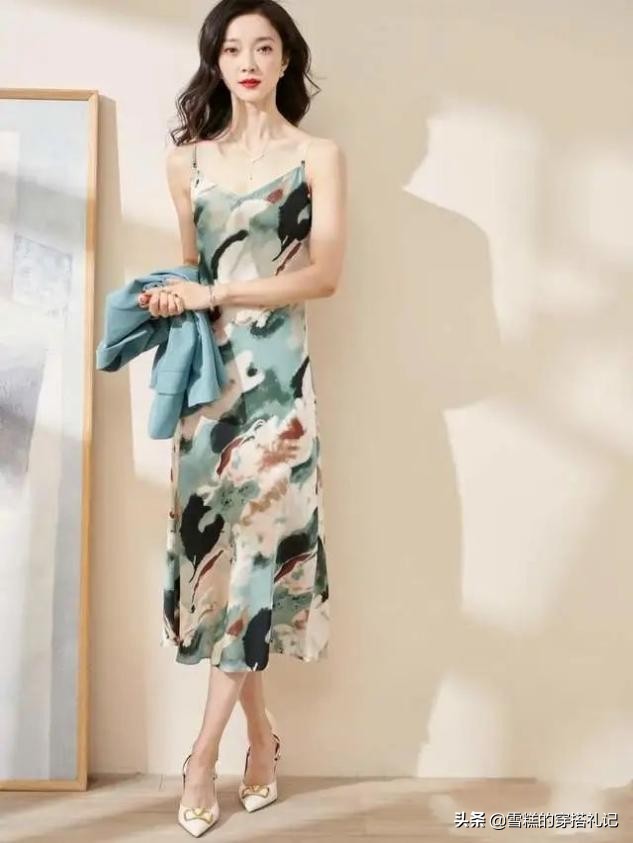 最流行40岁的打底中长款裙,40岁直筒裙时尚洋气