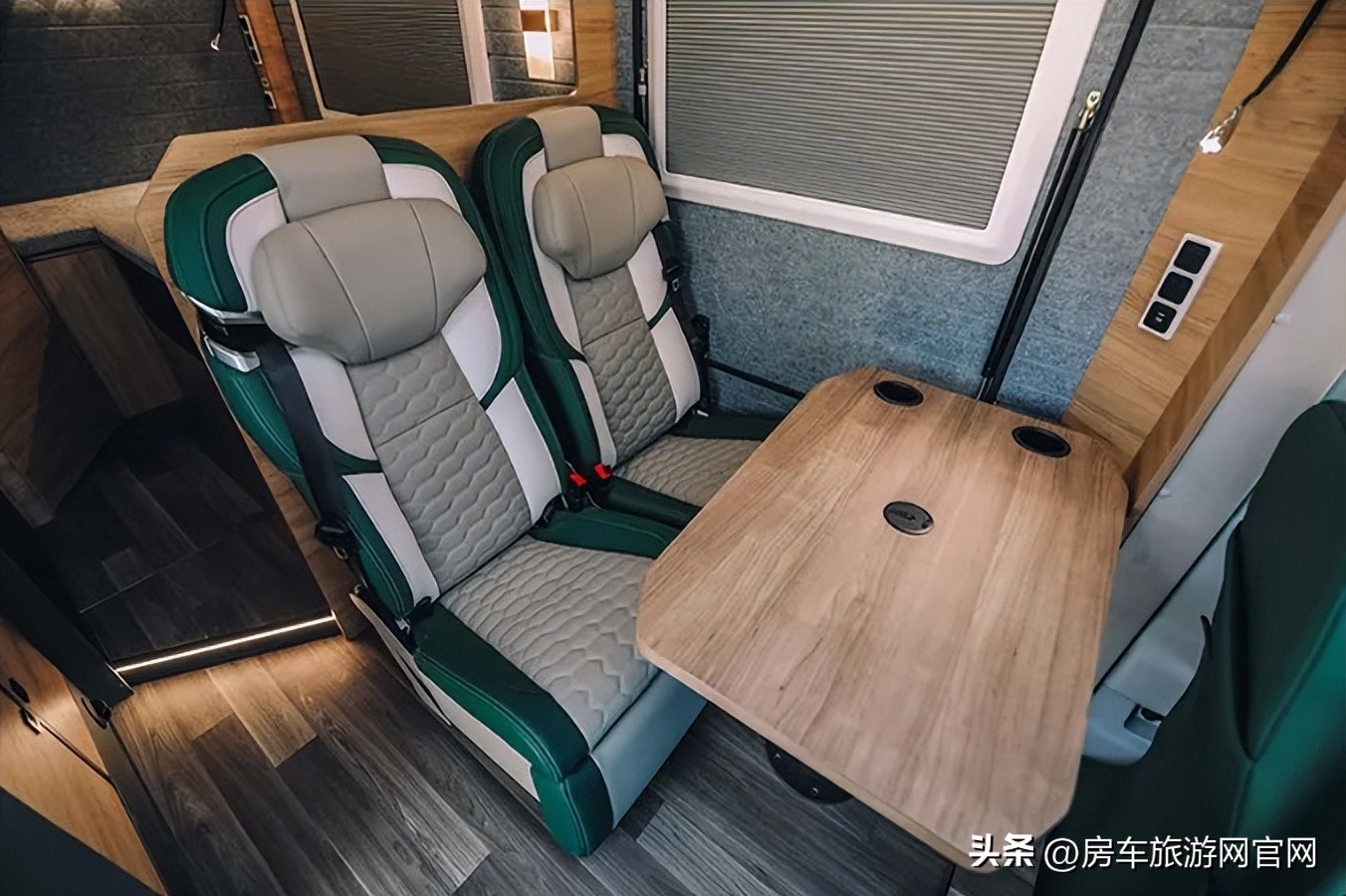 urv自驾房车,戴德房车urv高配低配区别