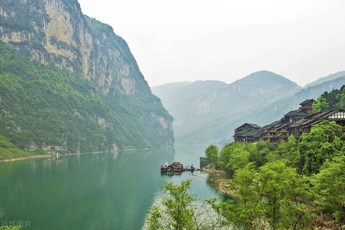 夏天最好的十大避暑城市,最适合夏天去的古镇