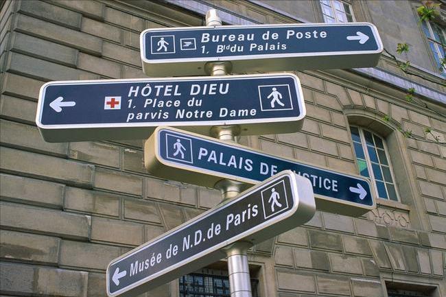 多地高速公路路牌由中英文改,高速公路规范化中英文标牌大更新