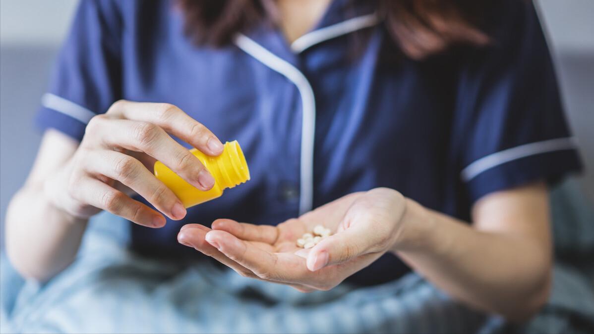 女生来大姨妈的过程,女生来大姨妈是不是要多喝热水