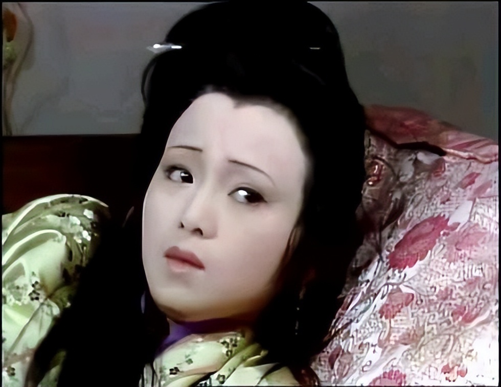 秦可卿和公公“爬灰”的丑事究竟是心甘情愿还是淫威下的不得不从