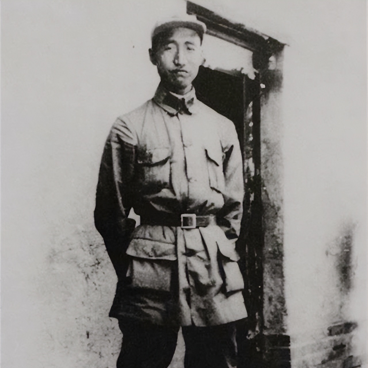 *向前徐**曾一直告诫自己的亲属们：路是自己走出来的