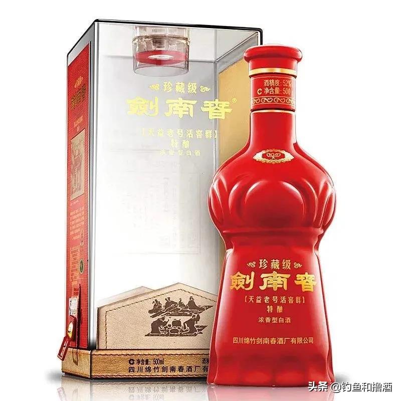 值得收藏摆柜的白酒推荐,值得收藏摆柜的大坛白酒