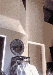 丝袜上可以纹身吗,穿丝袜能看出来纹身吗