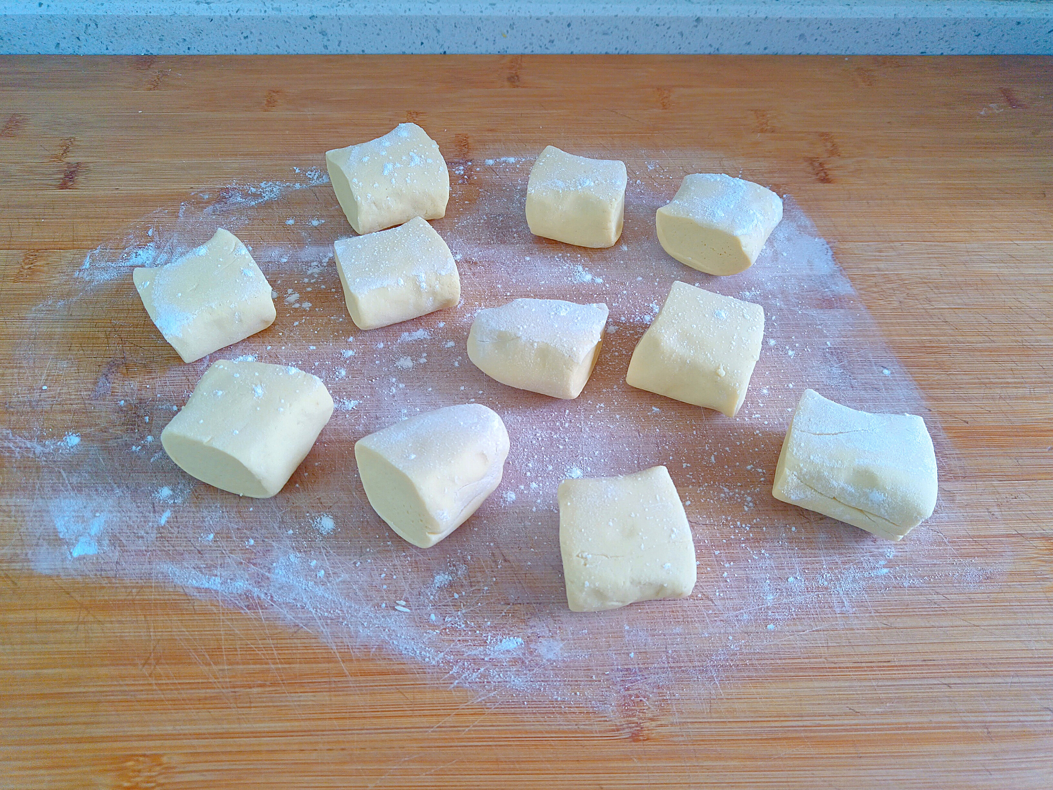 三类食物再好吃中老年人也需忌口,这四种升糖食物你还敢吃吗