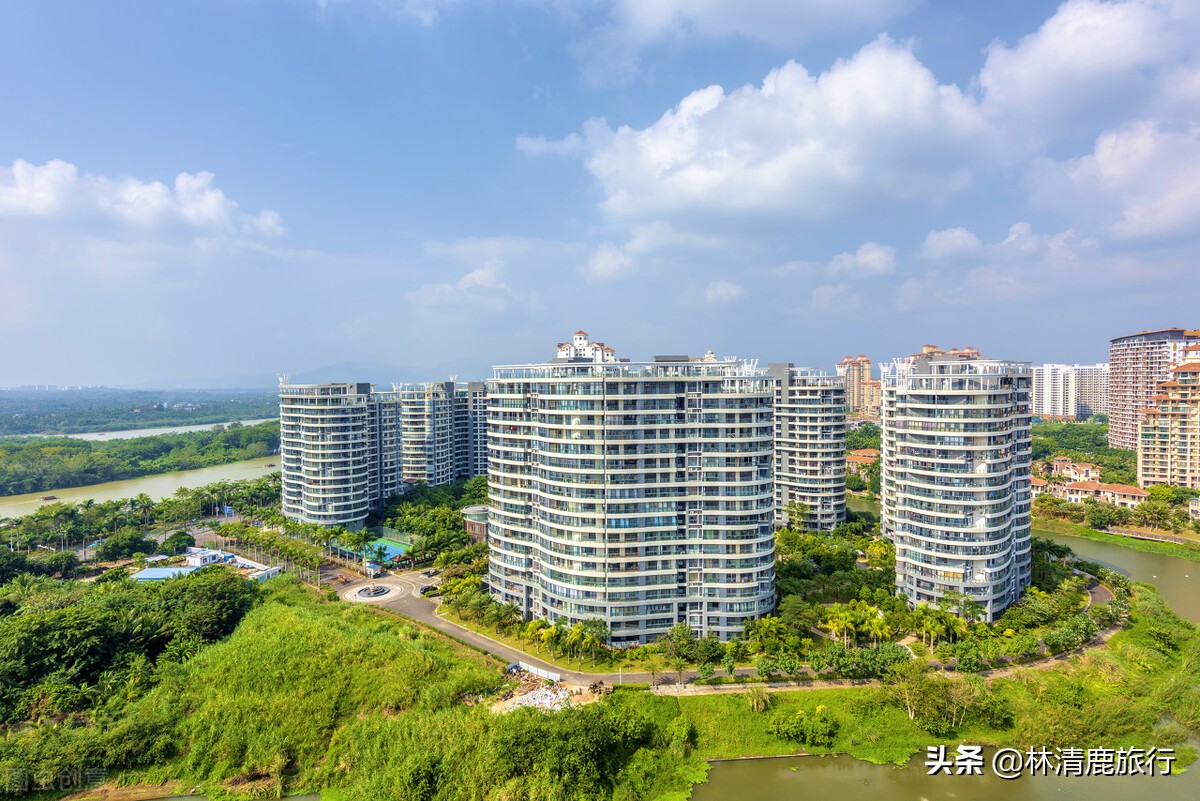海南旅居过冬别选错了：三亚非首选，这几个小城物价低，安静舒适